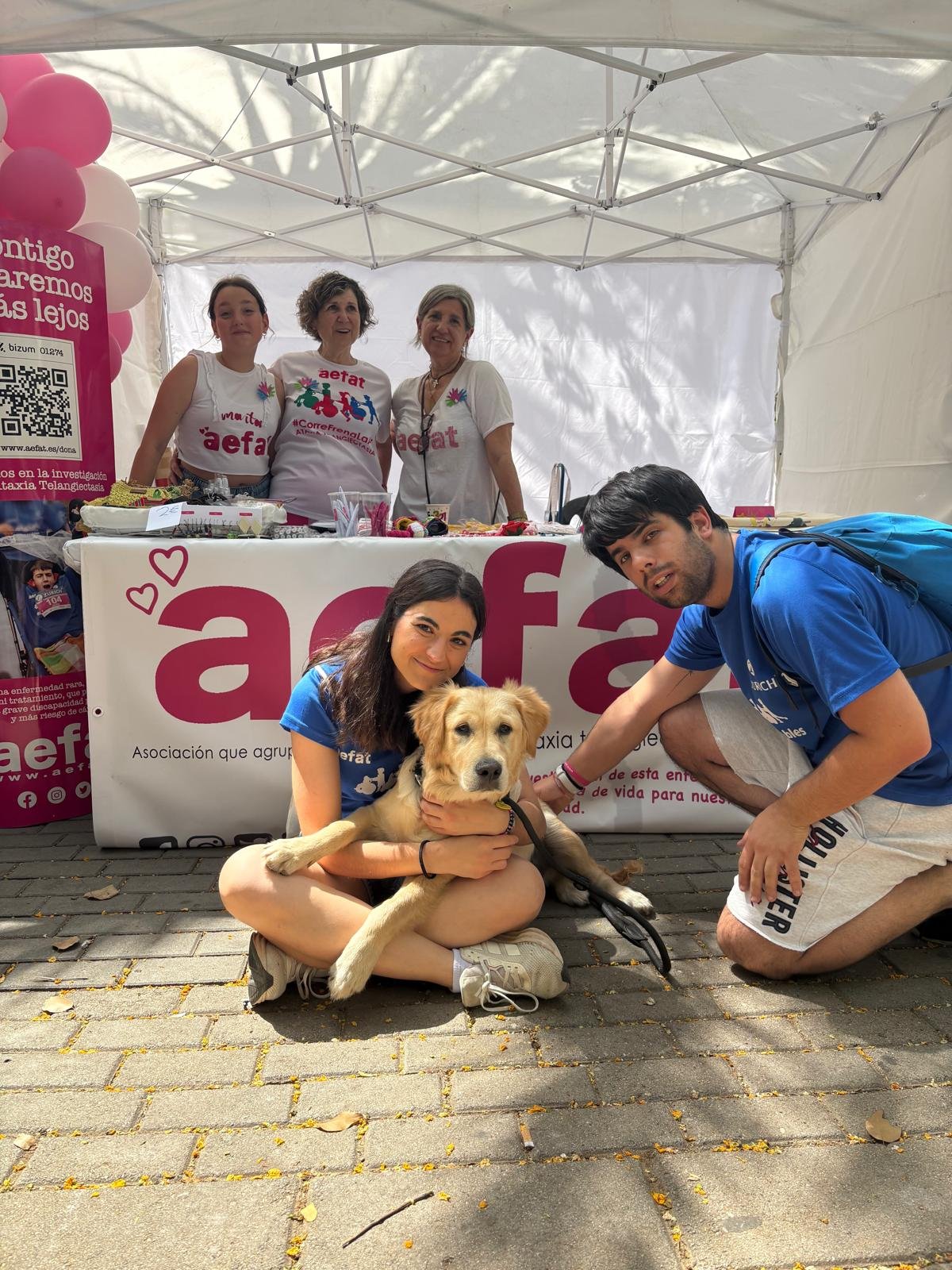 Helena y Alex, detrás Sonia, Merche y Pepi